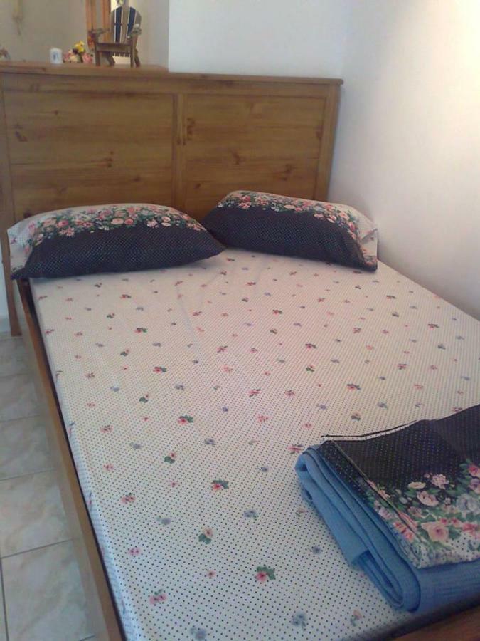Small And Cosy Appartment- Piccolina 路特奇 外观 照片